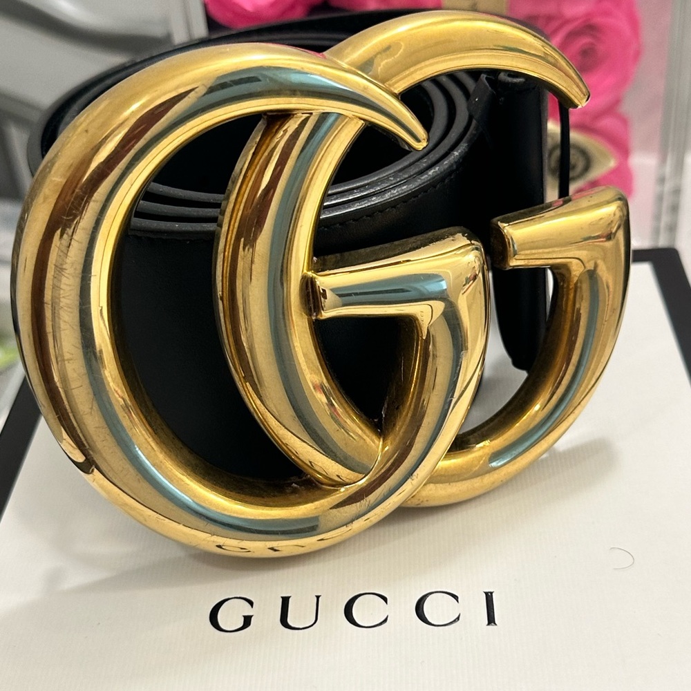 Fabulous Gucci LARGE Double G’s Wide Leather Belt.